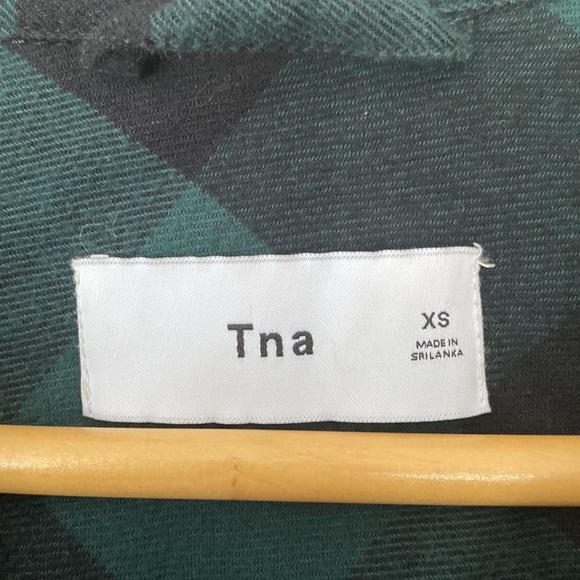 TNA - Buffalo Checkered Flannel - SZ XS - Picture 4 of 5